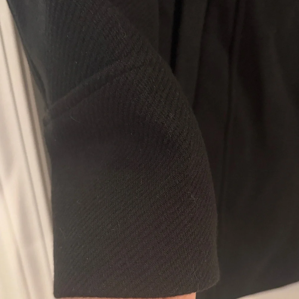 Tommy Hilfiger Black Pea Coat with Toggle Closure - Picture 4 of 5